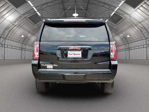 2016 GMC Yukon XL SLT