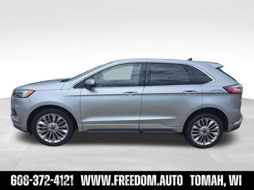 Silver Metallic 2022 Ford Edge Titanium