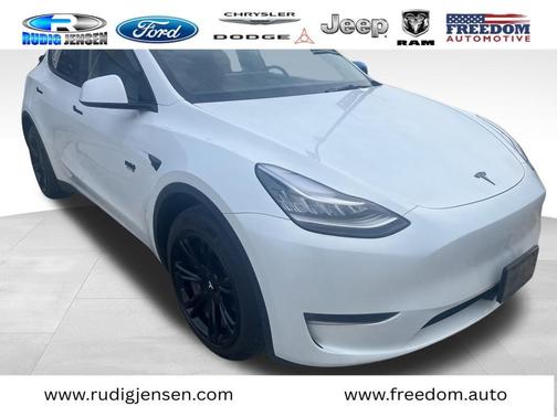 White 2023 Tesla Model Y Long Range