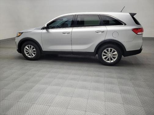 2017 Kia Sorento L