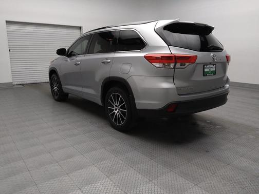 2018 Toyota Highlander SE