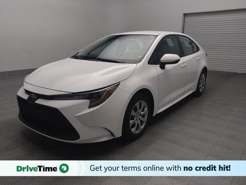 White 2022 Toyota Corolla LE