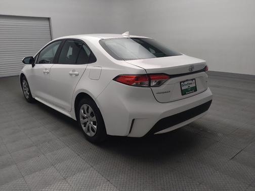 White 2022 Toyota Corolla LE
