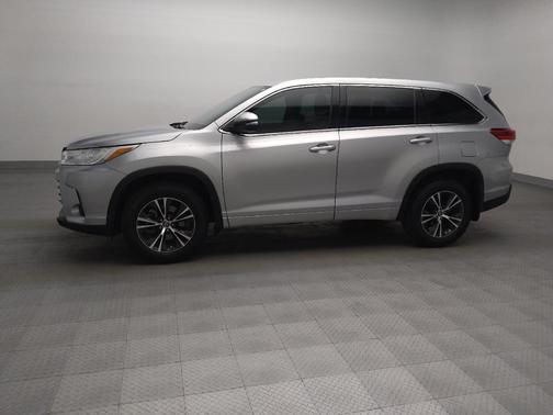 2018 Toyota Highlander LE