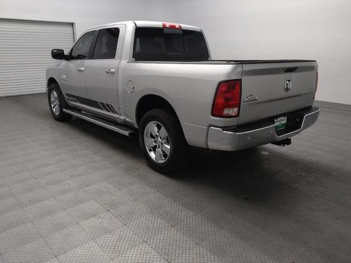 Bright Silver Metallic Clearcoat 2018 RAM 1500 Big Horn