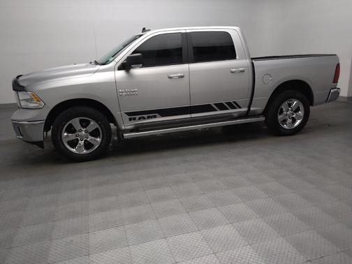 Bright Silver Metallic Clearcoat 2018 RAM 1500 Big Horn