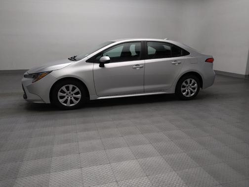 Classic Silver Metallic 2023 Toyota Corolla LE