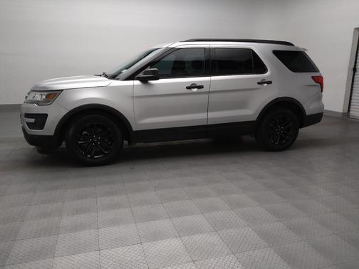 Ingot Silver Metallic 2017 Ford Explorer Base