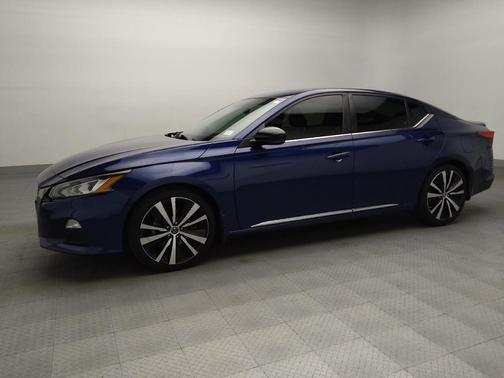 2019 Nissan Altima 2.0 SR