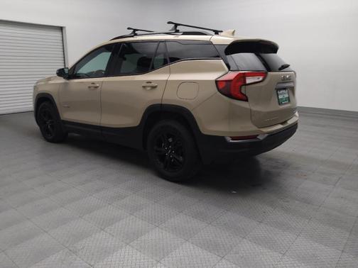 2022 GMC Terrain AWD AT4