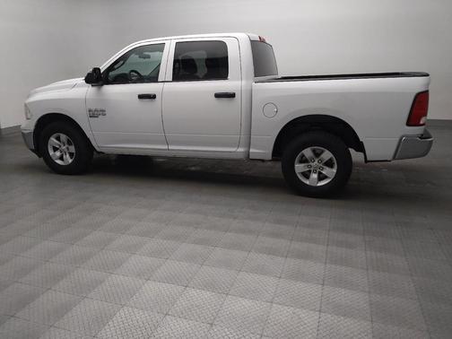 Black Clearcoat 2022 RAM 1500 Tradesman