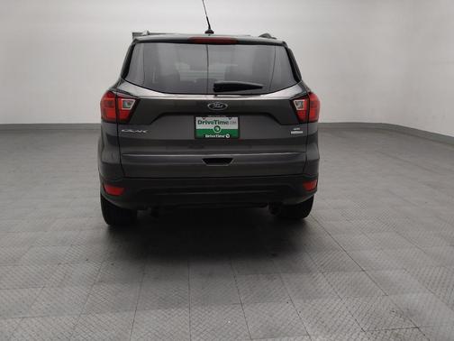 Magnetic Metallic 2019 Ford Escape SE
