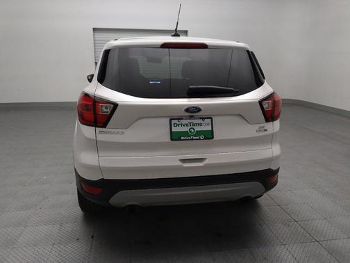 White 2019 Ford Escape SE