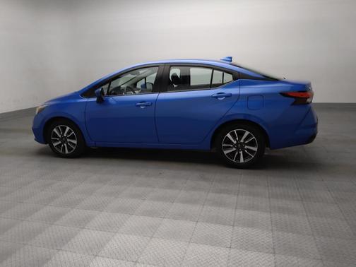 Electric Blue Metallic 2021 Nissan Versa 1.6 SV