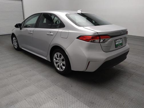 Classic Silver Metallic 2024 Toyota Corolla LE