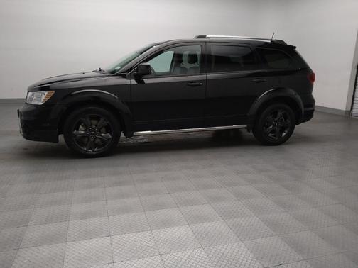 Pitch Black Clearcoat 2019 Dodge Journey Crossroad