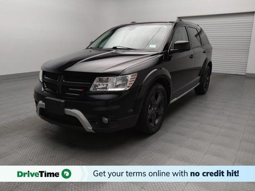 Pitch Black Clearcoat 2019 Dodge Journey Crossroad