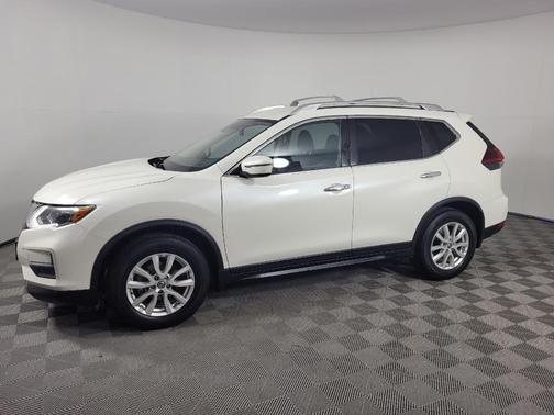Pearl White Tricoat 2020 Nissan Rogue SV