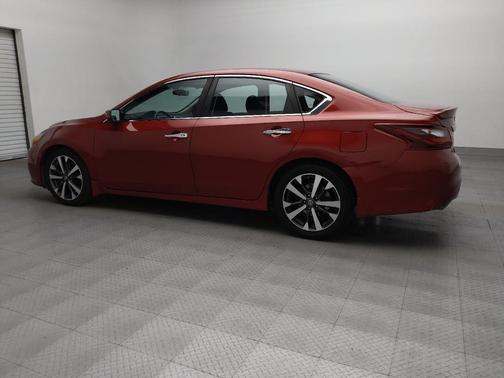 2017 Nissan Altima 2.5 SR