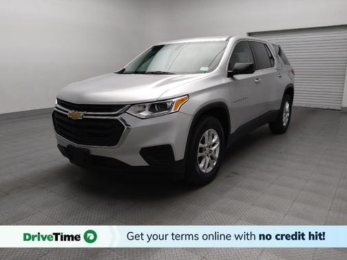 Silver Ice Metallic 2019 Chevrolet Traverse LS