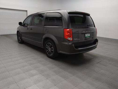 2016 Dodge Grand Caravan R/T