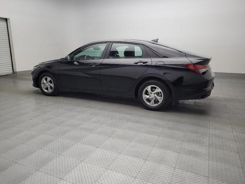 2023 Hyundai ELANTRA SE