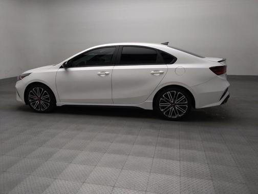 Snow White Pearl 2023 Kia Forte GT