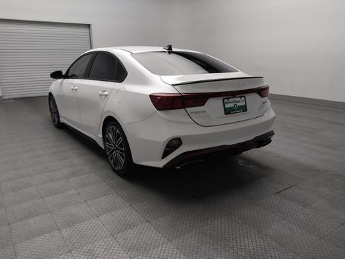 Snow White Pearl 2023 Kia Forte GT