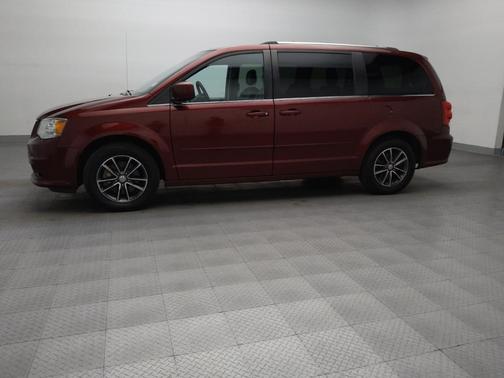 Octane Red Pearlcoat 2017 Dodge Grand Caravan SXT