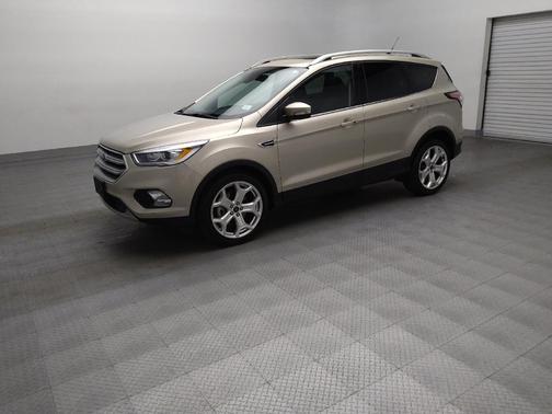 White Gold Metallic 2018 Ford Escape Titanium