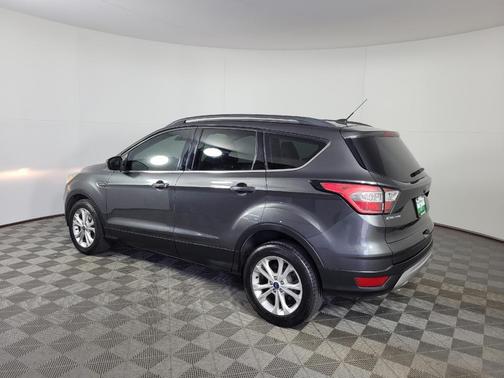 Magnetic Metallic 2018 Ford Escape SE