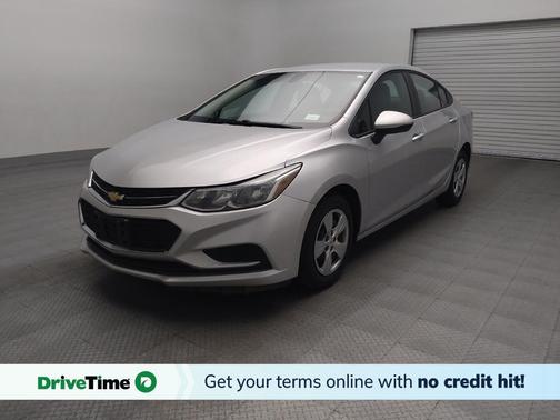 Silver Ice Metallic 2018 Chevrolet Cruze LS