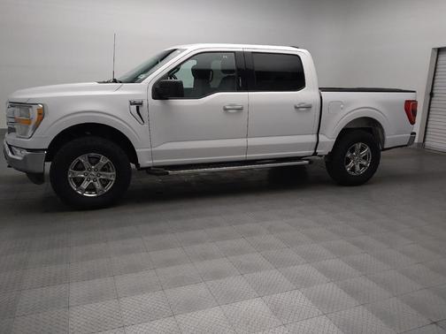 White 2022 Ford F-150 XLT