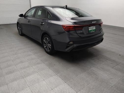 Gravity Gray 2023 Kia Forte LXS