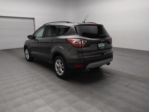 Magnetic Metallic 2017 Ford Escape SE