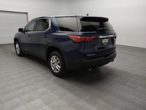 Northsky Blue Metallic 2022 Chevrolet Traverse LS