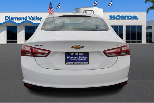 Summit White 2022 Chevrolet Malibu FWD LT