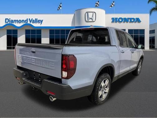 Sonic Gray Pearl 2026 Honda Ridgeline RTL