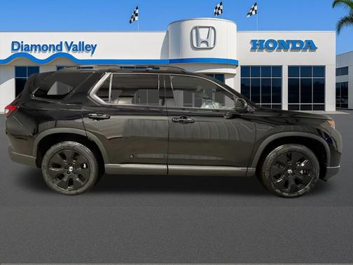 Crystal Black Pearl 2026 Honda Pilot Black Edition