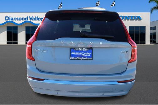 2024 Volvo XC90 B6 Plus Bright Theme 7-Seater