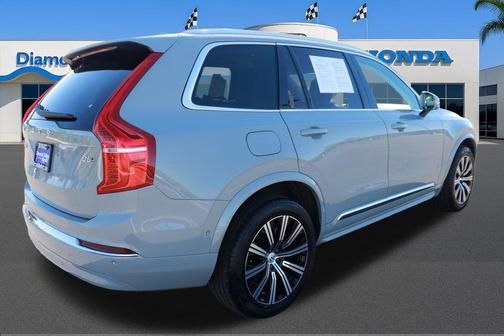 2024 Volvo XC90 B6 Plus Bright Theme 7-Seater