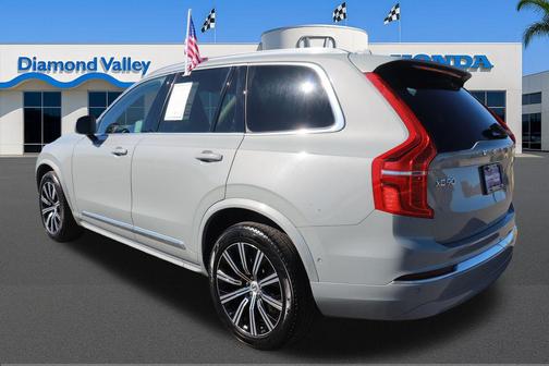 2024 Volvo XC90 B6 Plus Bright Theme 7-Seater
