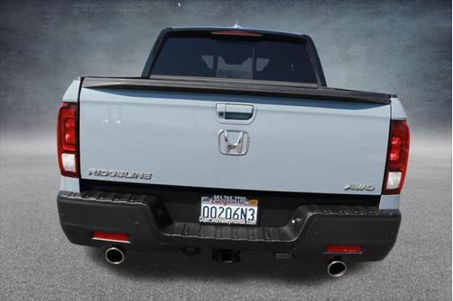 2022 Honda Ridgeline Black