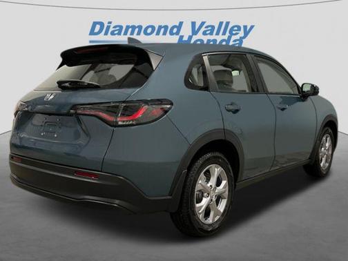 2025 Honda HR-V LX