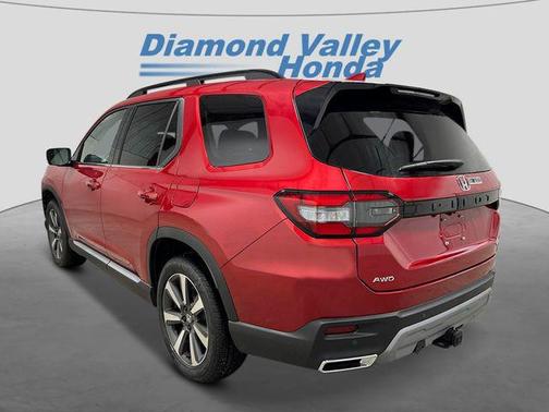 2025 Honda Pilot Touring 8-Passenger