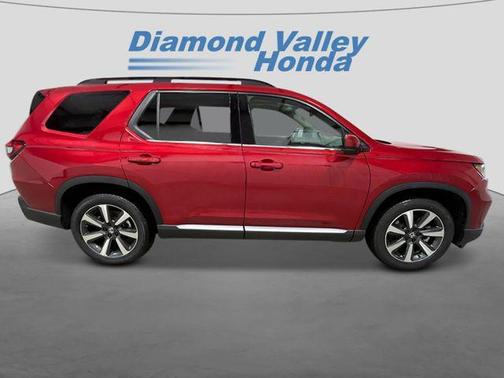 2025 Honda Pilot Touring 8-Passenger