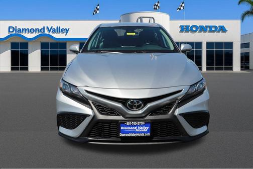 Celestial Silver Metallic 2023 Toyota Camry SE