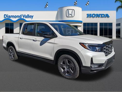 Platinum White Pearl 2026 Honda Ridgeline TrailSport