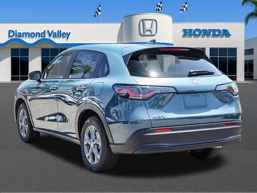 Nordic Forest Pearl 2027 Honda HR-V LX