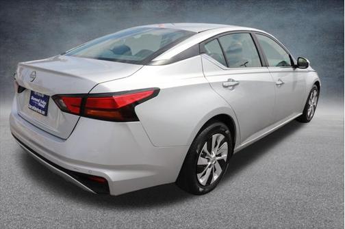 2023 Nissan Altima S FWD